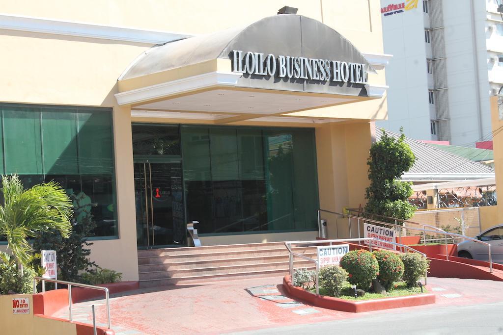 Iloilo Business Hotel Екстер'єр фото