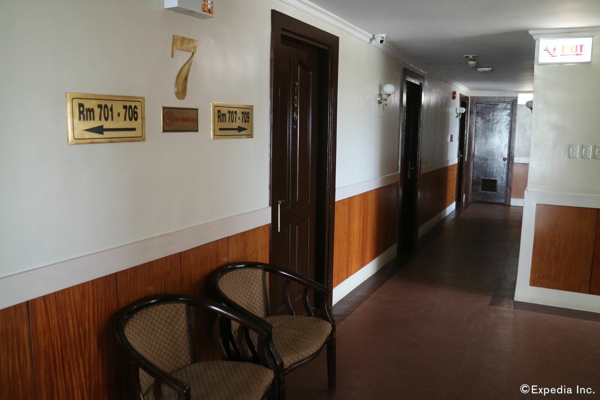 Iloilo Business Hotel Екстер'єр фото